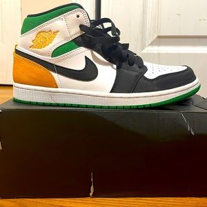 Air Jordan 1 mid se Oakland